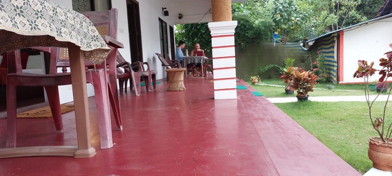 Marari Phoenix Beach Homestay Mararikulam Bagian luar foto